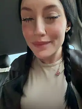 Snapshot of Melissa_crazy chatting on 03/21/26, 04:10 Melissa crazy online show from 03/21/26, 04:10