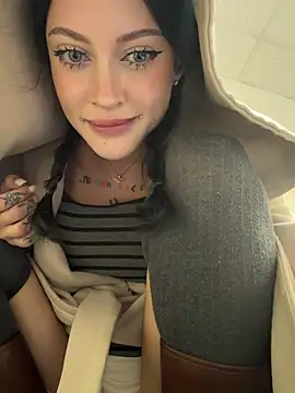 Snapshot of Melissa_crazy chatting on 03/26/26, 08:14 Melissa crazy online show from 03/26/26, 08:14