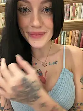 Snapshot of Melissa_crazy chatting on 04/17/26, 07:28 Melissa crazy online show from 04/17/26, 07:28