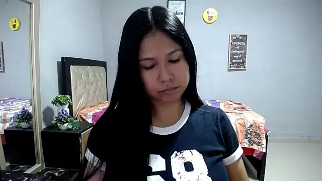 Letty Plugxo online show from 02/03/26, 01:16