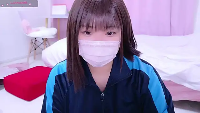 Snapshot of _mirai0917 chatting on 12/07/24, 03:47  mirai0917 online show from 12/07/24, 03:47