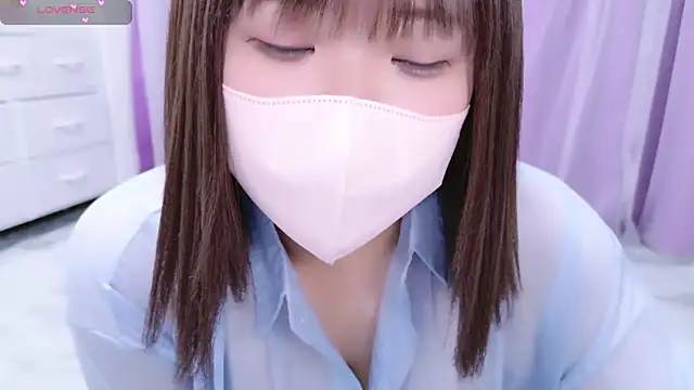 Snapshot of _mirai0917 chatting on 03/04/25, 01:34  mirai0917 online show from 03/04/25, 01:34