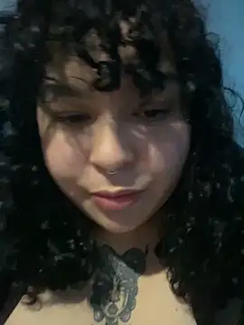 Snapshot of Kimberliprivv chatting on 05/15/26, 09:22 Kimberliprivv online show from 05/15/26, 09:22