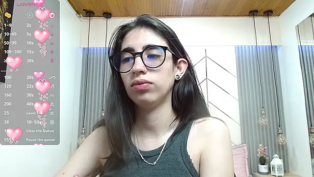 LenaRoses online show from 12/18/24, 04:49