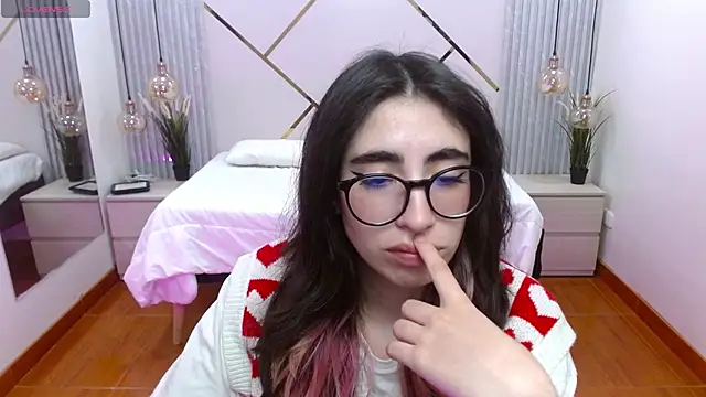 LenaRoses online show from 09/08/25, 08:41