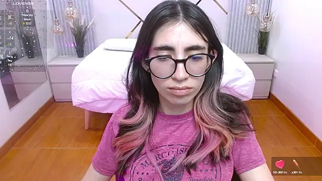 LenaRoses online show from 10/08/25, 08:06