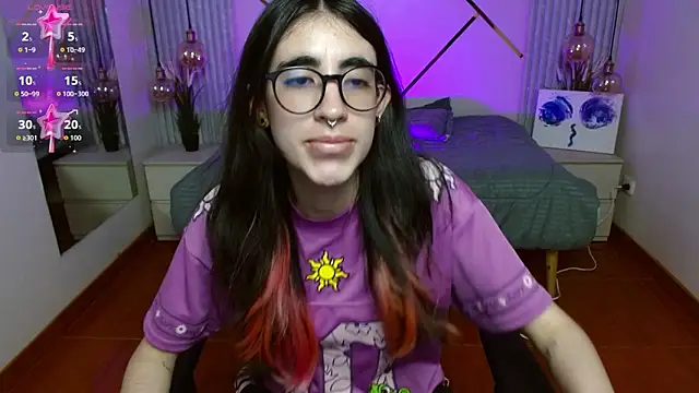 Snapshot of LenaRoses chatting on 02/28/26, 08:21 LenaRoses online show from 02/28/26, 08:21