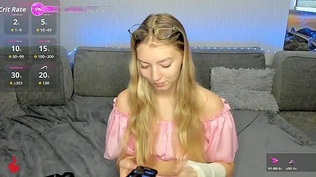 Snapshot of Drive-Crazy- chatting on 09/22/25, 04:47 Drive-Crazy- online show from 09/22/25, 04:47