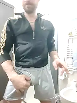 Snapshot of gilera250s chatting on 12/15/24, 08:41 gilera250s online show from 12/15/24, 08:41