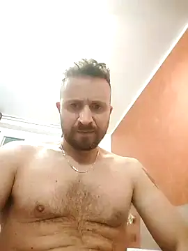 Snapshot of gilera250s chatting on 12/18/24, 10:13 gilera250s online show from 12/18/24, 10:13