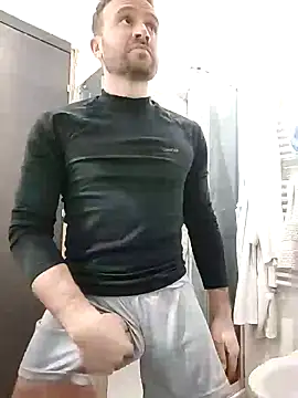 Snapshot of gilera250s chatting on 01/28/25, 04:30 gilera250s online show from 01/28/25, 04:30