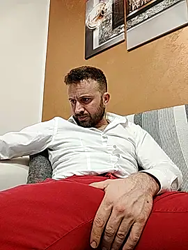 Snapshot of gilera250s chatting on 02/19/25, 04:22 gilera250s online show from 02/19/25, 04:22