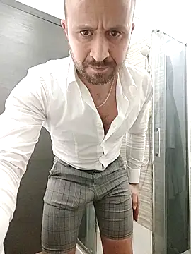 Snapshot of gilera250s chatting on 02/27/25, 08:53 gilera250s online show from 02/27/25, 08:53