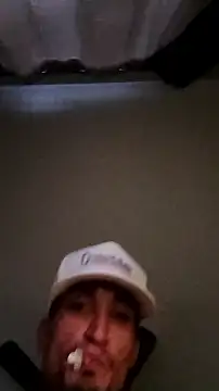 Snapshot of lRainbowBoy chatting on 01/10/26, 11:53 lRainbowBoy online show from 01/10/26, 11:53