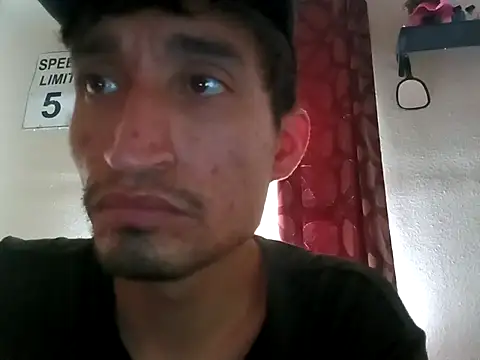 Snapshot of lRainbowBoy chatting on 04/08/26, 06:41 lRainbowBoy online show from 04/08/26, 06:41