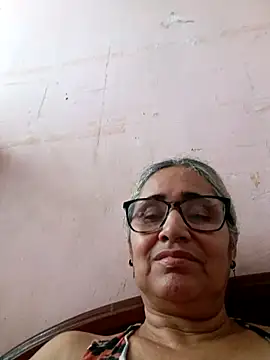  candi online show from 12/02/25, 02:56