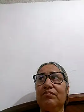  candi online show from 02/12/26, 02:50