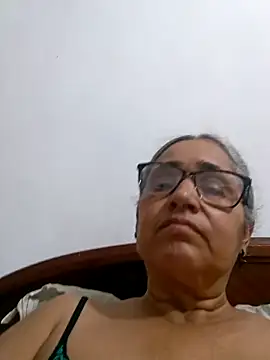  candi online show from 05/11/26, 06:41