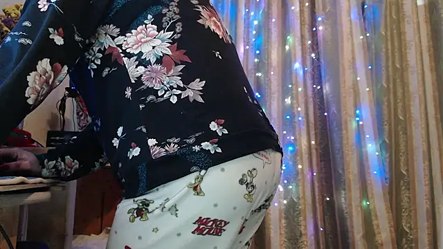 amorelara online show from 01/13/26, 02:11