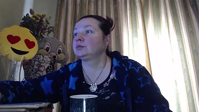 amorelara online show from 03/28/26, 07:52