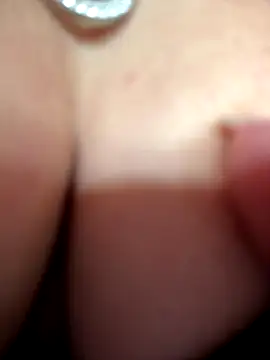 RiriRoseey online show from 12/18/25, 08:42