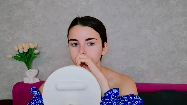 Miss Arwen online show from 09/23/25, 03:42