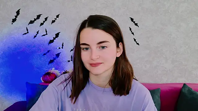 Miss Arwen online show from 10/21/25, 04:35