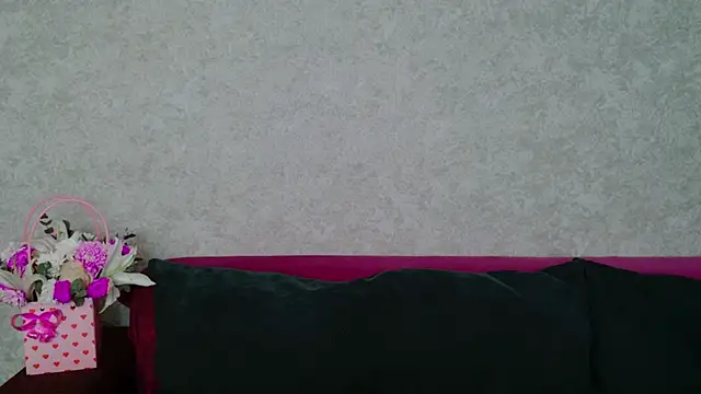 Miss Arwen online show from 11/04/25, 02:43