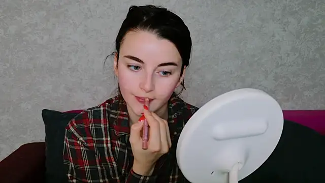 Miss Arwen online show from 11/05/25, 02:11