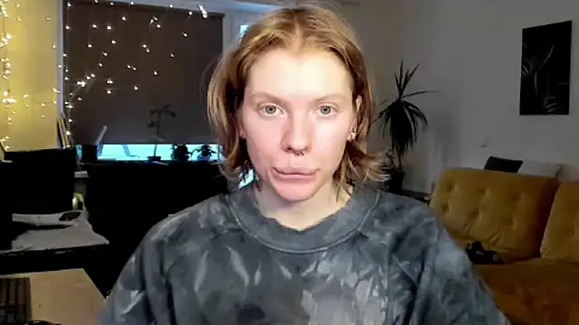 StellaDavis online show from 02/14/25, 01:51