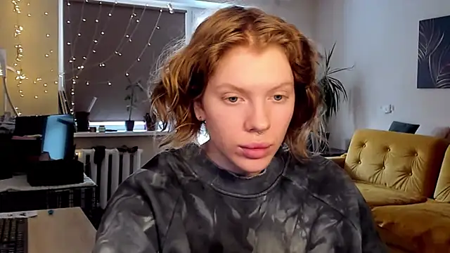 StellaDavis online show from 02/26/25, 10:47