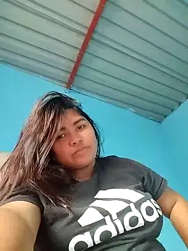 Snapshot of dirtygirls19 chatting on 04/20/26, 09:05 dirtygirls19 online show from 04/20/26, 09:05