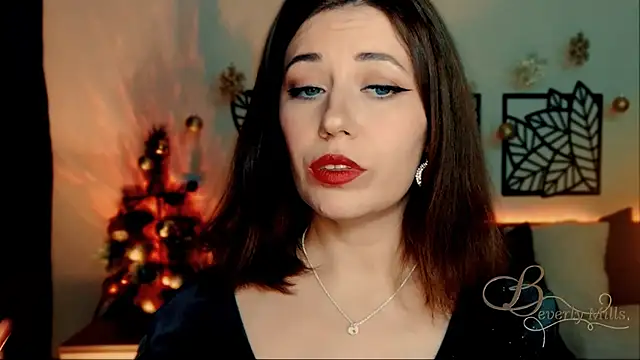 MissBeverlyMills online show from 01/01/25, 06:49