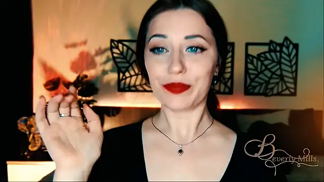 MissBeverlyMills online show from 03/20/25, 03:04