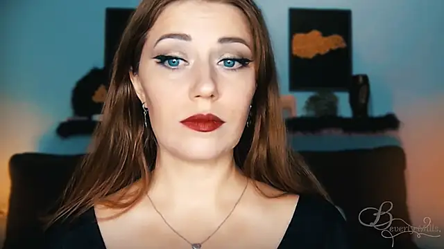 MissBeverlyMills online show from 09/14/25, 08:13