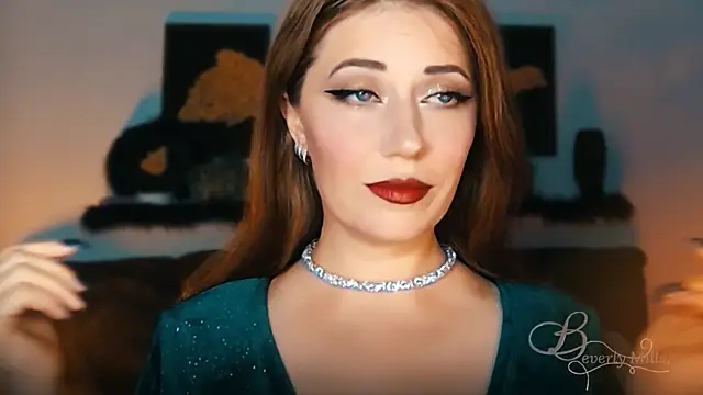 MissBeverlyMills online show from 09/18/25, 08:00