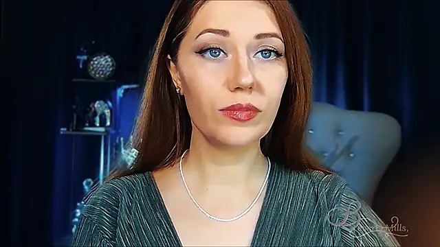 Snapshot of MissBeverlyMills chatting on 04/22/26, 06:31 MissBeverlyMills online show from 04/22/26, 06:31