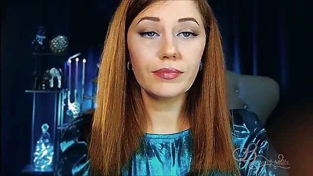 Snapshot of MissBeverlyMills chatting on 04/23/26, 01:24 MissBeverlyMills online show from 04/23/26, 01:24