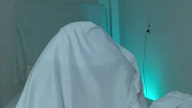 hantonella  online show from 02/24/26, 01:53