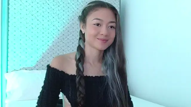 hantonella  online show from 06/01/26, 12:07