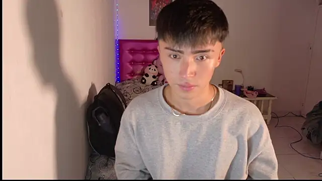 Snapshot of santi-fabulous chatting on 12/21/25, 11:56 santi-fabulous online show from 12/21/25, 11:56