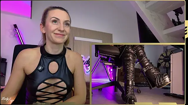 HerrinAnja online show from 02/10/26, 08:02