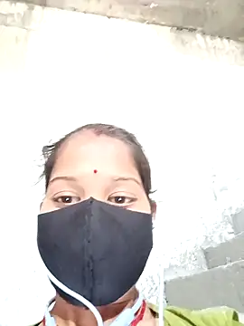 Snapshot of Anushka_Ji chatting on 01/21/25, 04:10 Anushka Ji online show from 01/21/25, 04:10