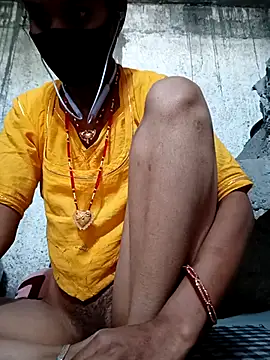 Snapshot of Anushka_Ji chatting on 03/04/25, 03:33 Anushka Ji online show from 03/04/25, 03:33