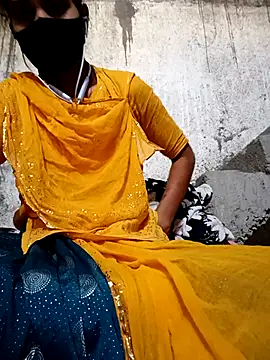 Snapshot of Anushka_Ji chatting on 03/10/25, 03:34 Anushka Ji online show from 03/10/25, 03:34