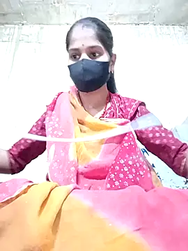 Snapshot of Anushka_Ji chatting on 03/10/25, 07:21 Anushka Ji online show from 03/10/25, 07:21