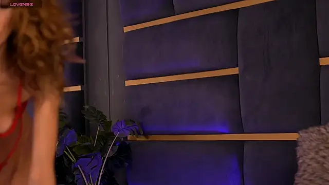 CynthiaWest online show from 01/15/25, 04:15