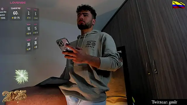 caprywilliams online show from 12/31/24, 12:43