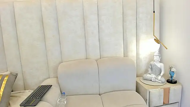 Snapshot of im_giselle_ chatting on 04/09/26, 05:40 im giselle online show from 04/09/26, 05:40