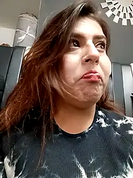  poison sweet online show from 09/17/25, 05:58